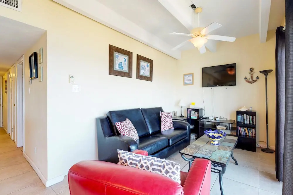 Aquarius Condos