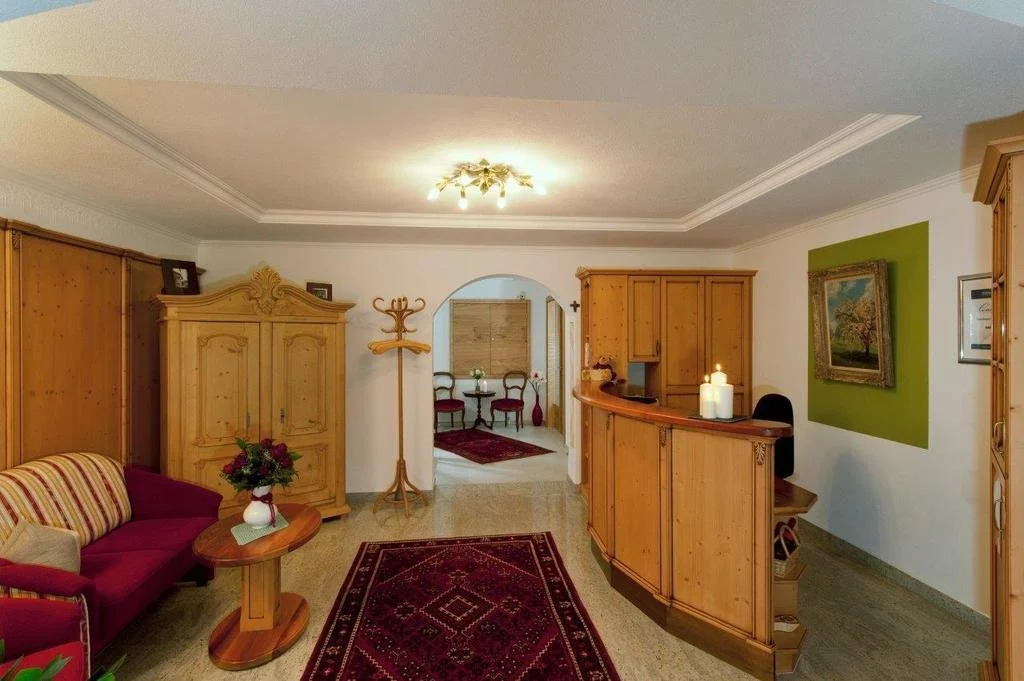 Apart Garni Mirabell