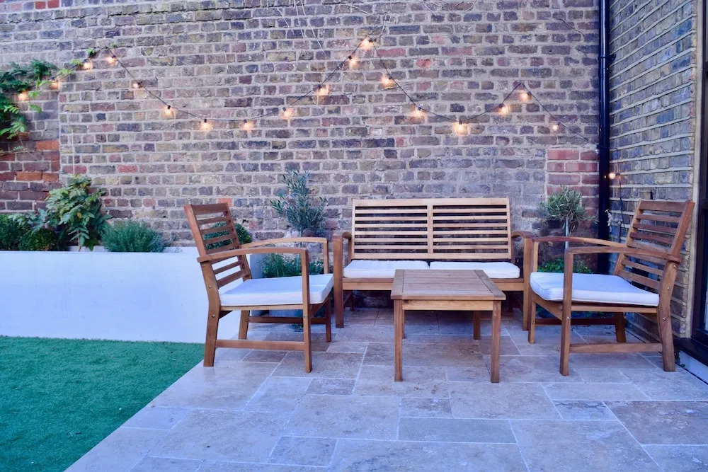 5 Bedroom Family Home in Acton