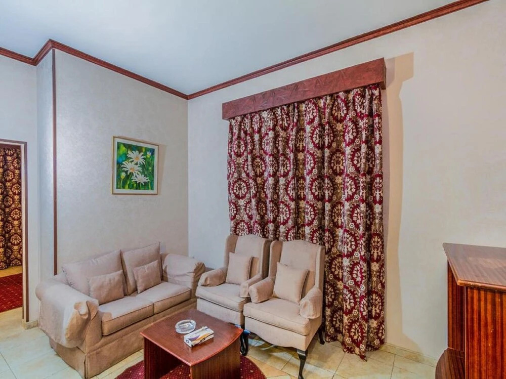 Al-Asemaa Hotel