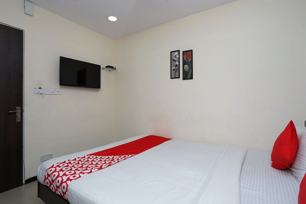 OYO 25072 Flagship Naman's Inn