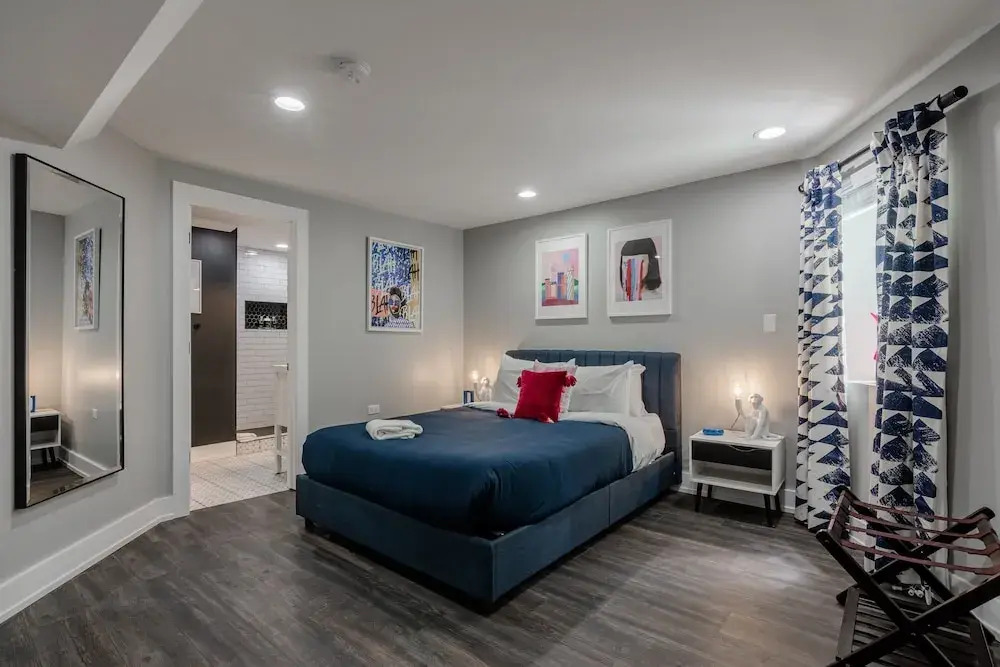Modern Luxury 4 Bed 3.5 Bath with Garage Parking by AllSet Turnover