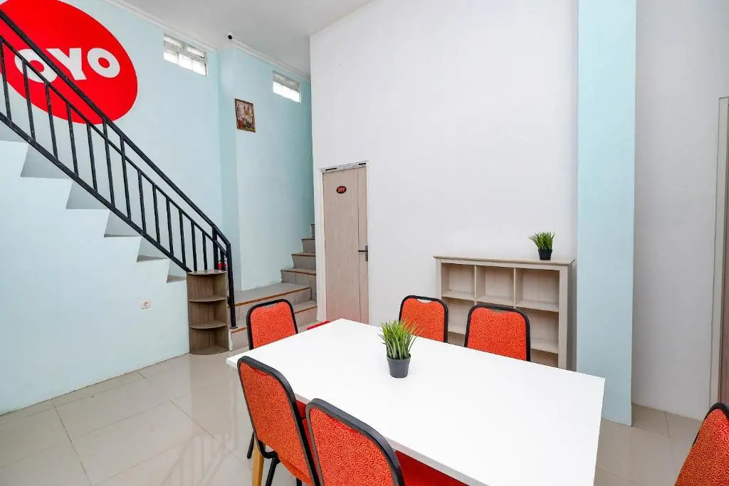 OYO 2782 Puspa Residence