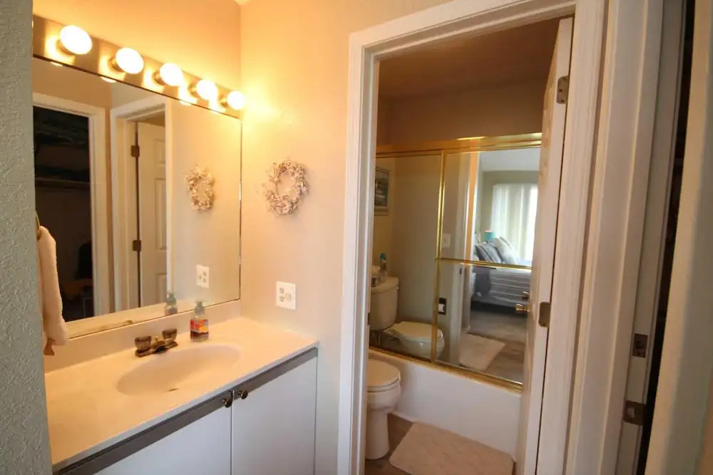 Bay Point Village Condominium