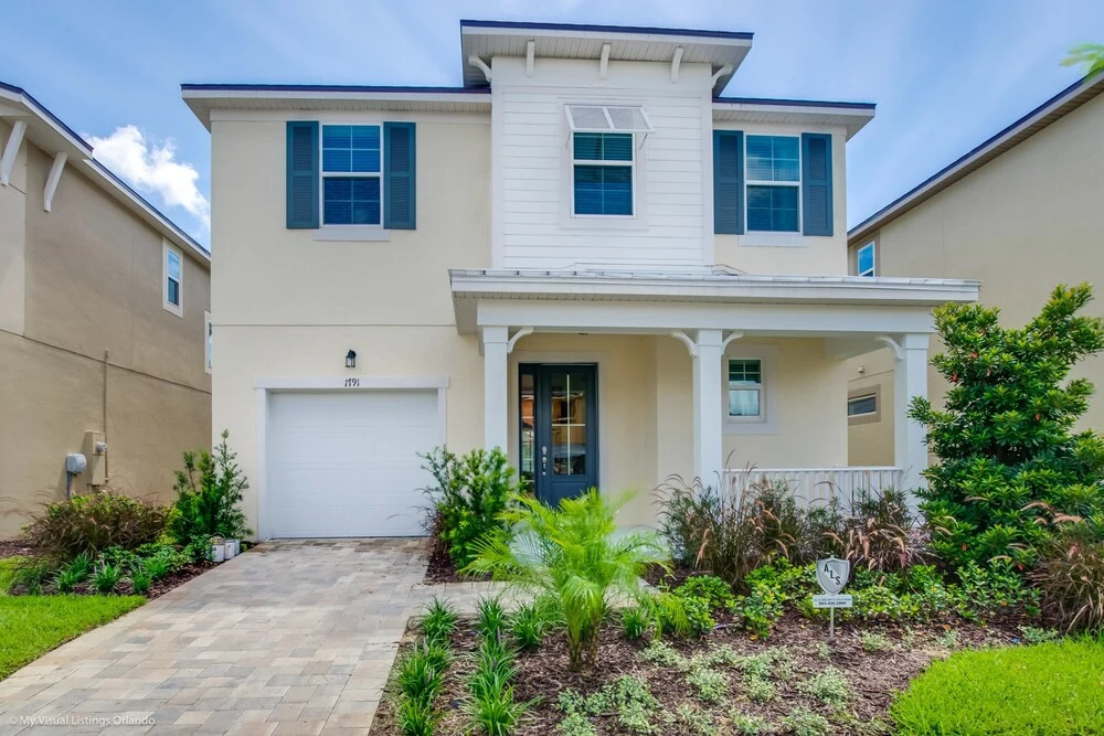 1791 Sawyer Palm Place