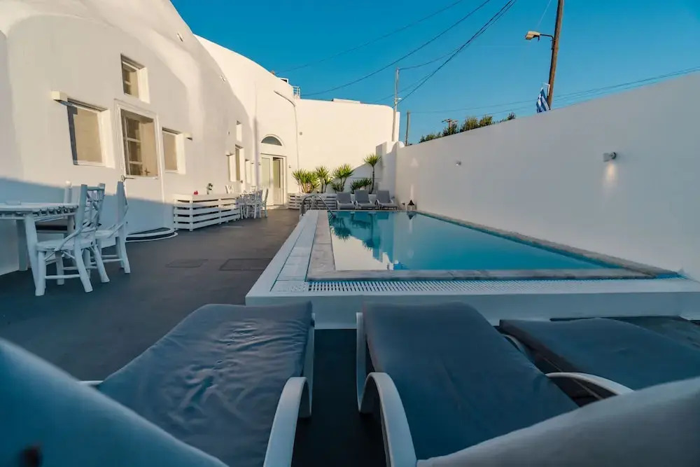 Santorini Fira Oasis