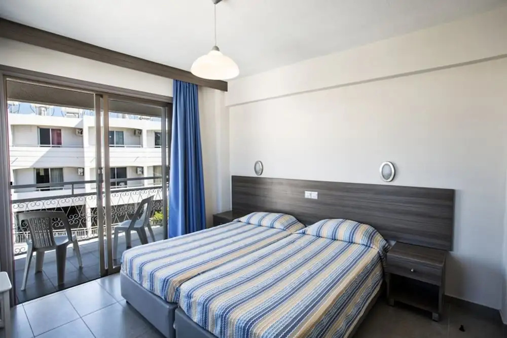 Beautiful Apartment With Communal Pool, Ayia Napa Apartment 1328