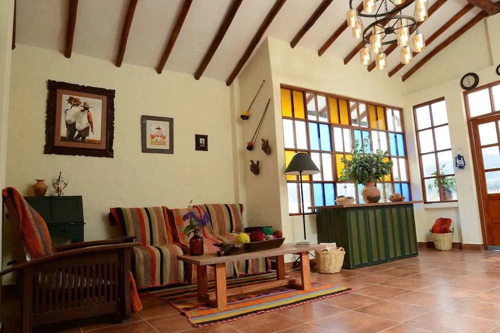 Tarata Lodge