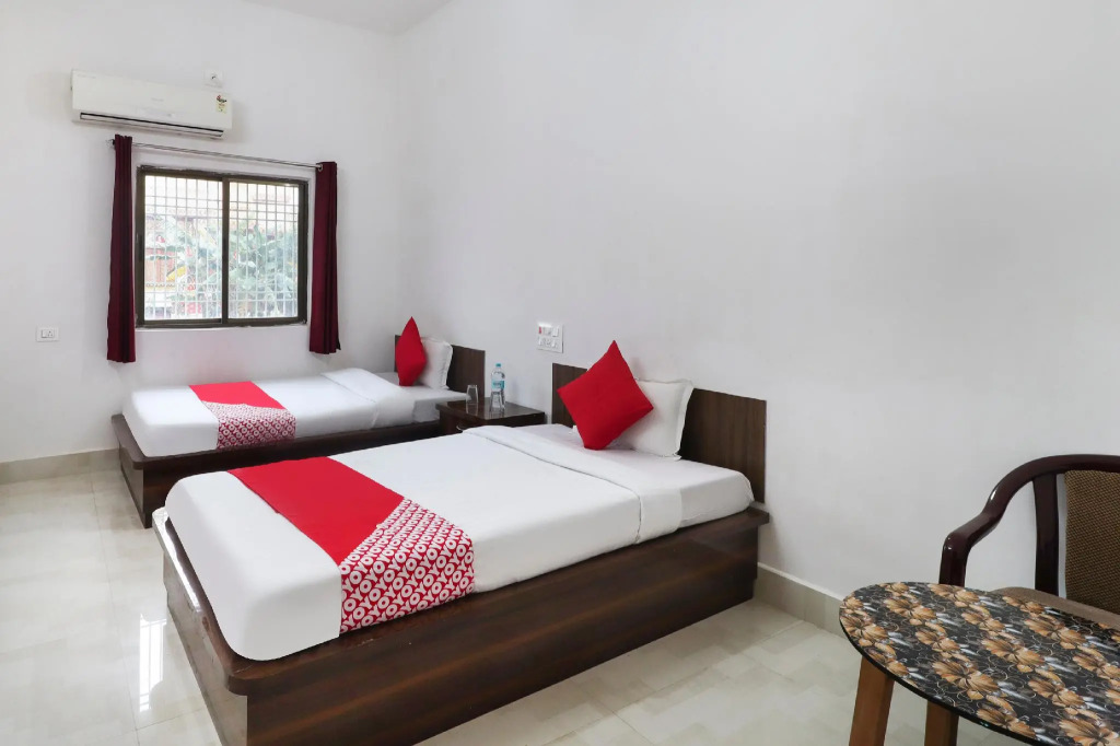OYO 45146 Kumar Guest House