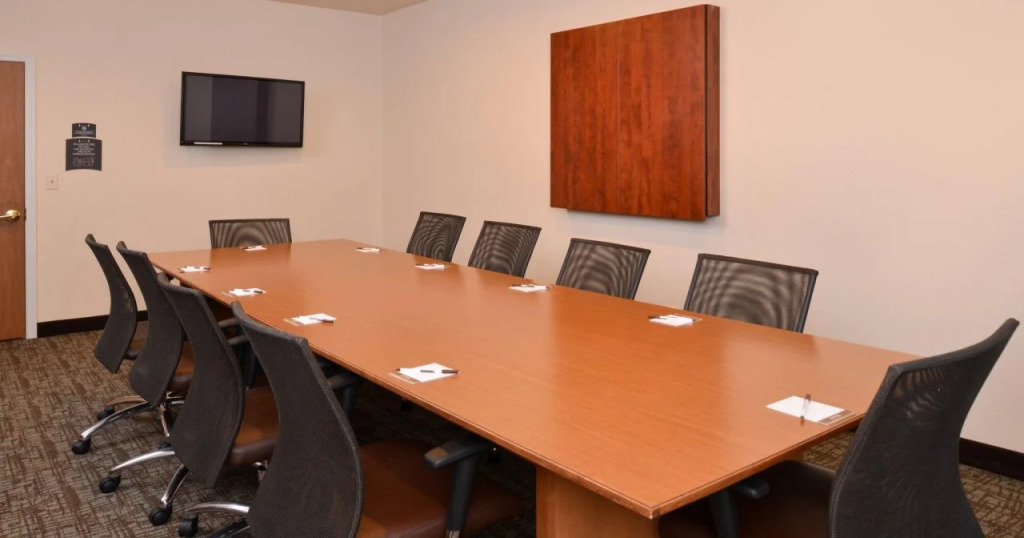 Staybridge Suites Sioux Falls at Empire Mall by IHG