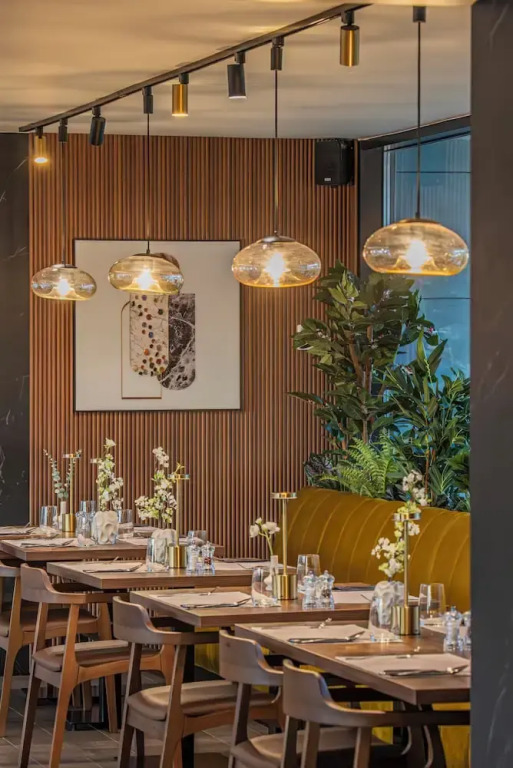 ONE66 - Luxury Aparthotel