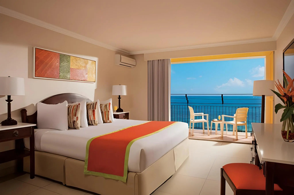 Sunset Beach Resort Spa and Waterpark All-Inclusive