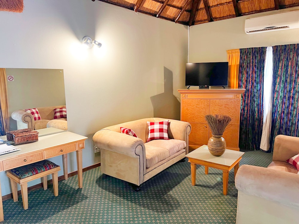 Protea Ridge Guest Cottages and Conference Centre