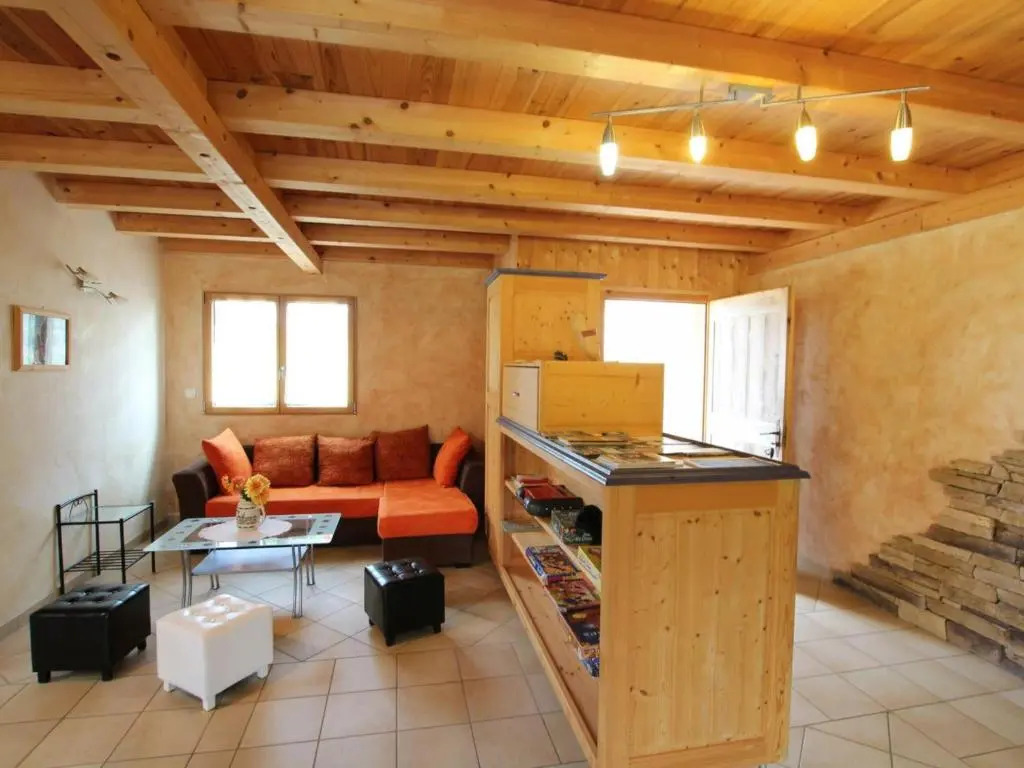 Gîte Le Mesnil-Ozenne, 4 pièces, 6 personnes - FR-1-362-328