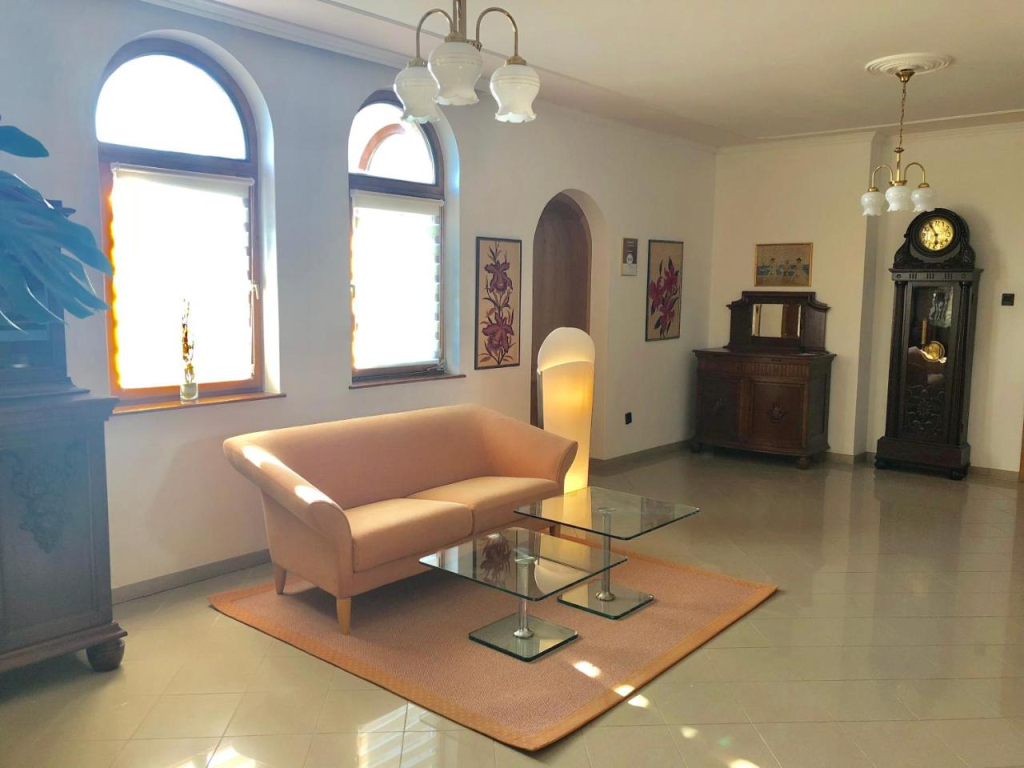 Diófa Apartman