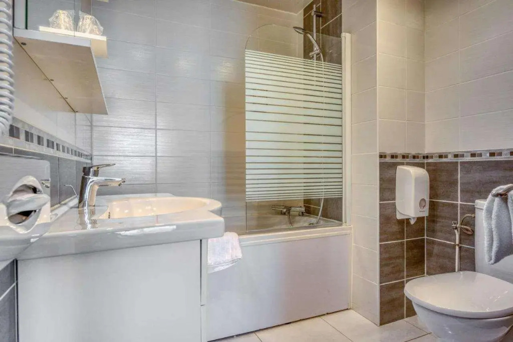 Hotel Le Berry Saint-Nazaire