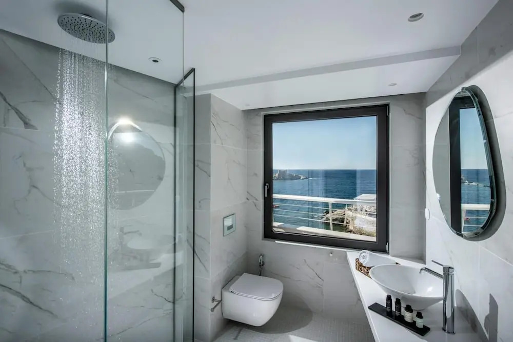Made By The Sea Villas 21 Bdrm