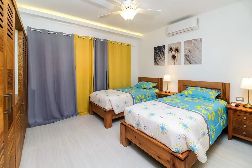 Nicole ApartHotel