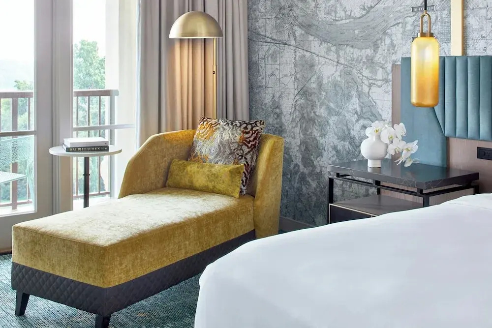 Renaissance Shoals Resort & Spa