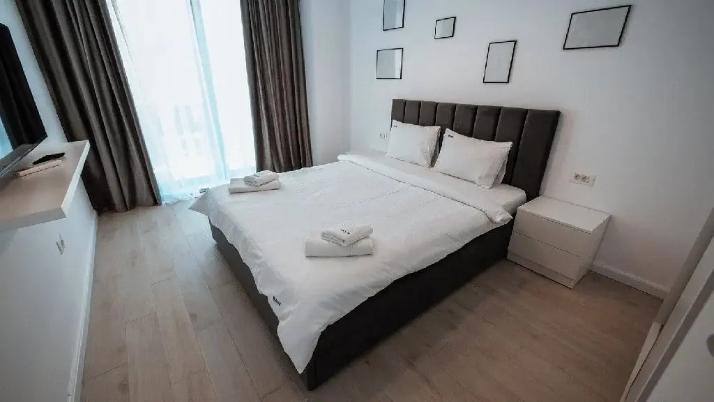 WAVE 2 Promenada Apartments
