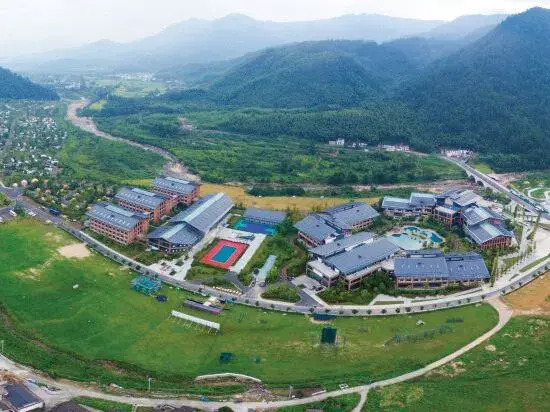 To Journey Huangshan Camping