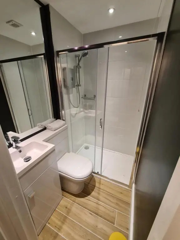 The Taylor Suite - Stunning 2-ensuite beds, Cathedral view roof garden