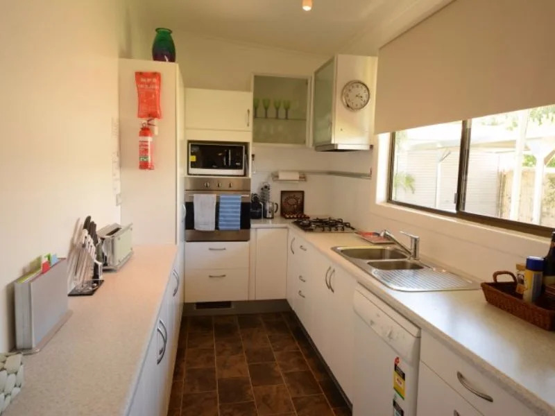 Emaroo Cottages
