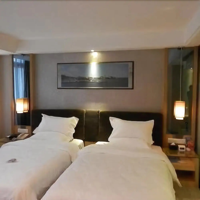Yeste Hotel