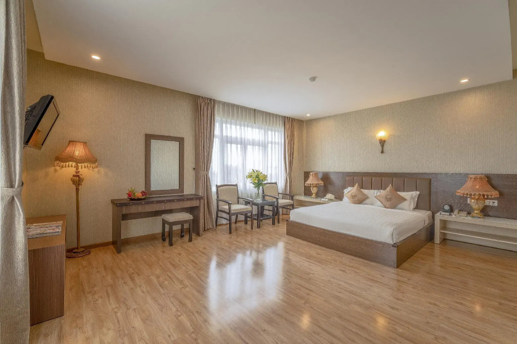 Eden Plaza Da Nang Hotel