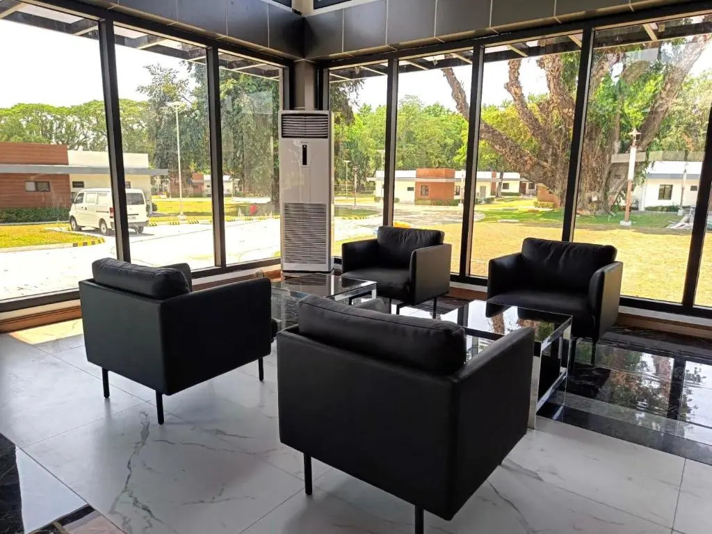 Aurora Villas and Cabin Resort