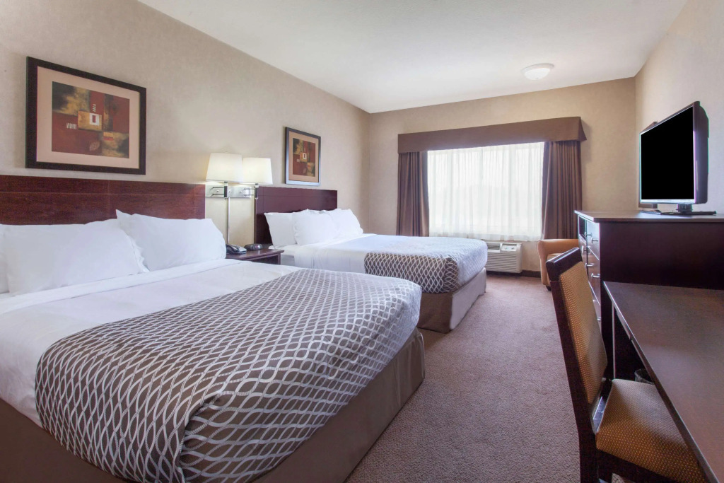 Ramada by Wyndham Camrose