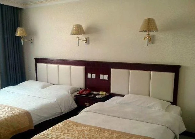 Huarong Tourist Hotel