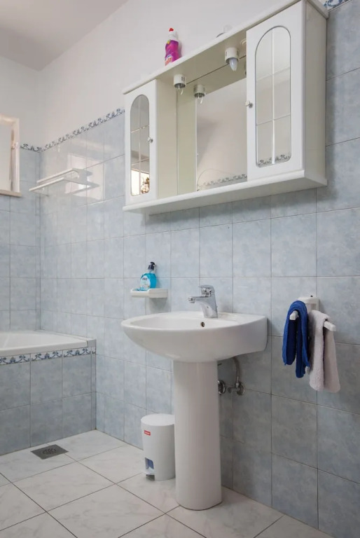 Apartments Dragan