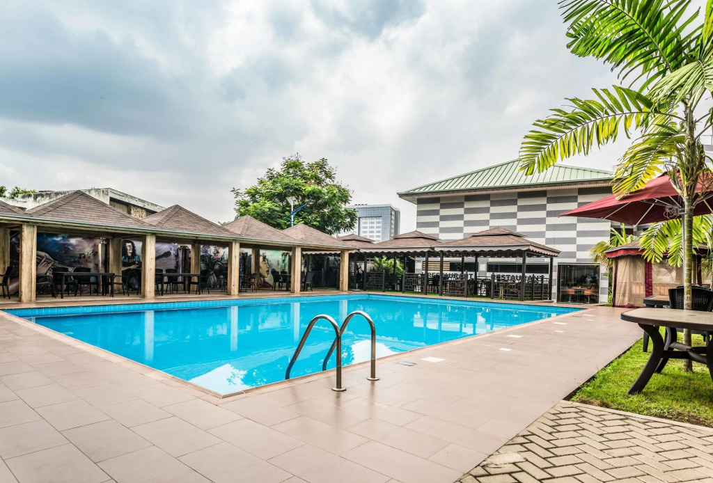 City Escape Hotel Airport