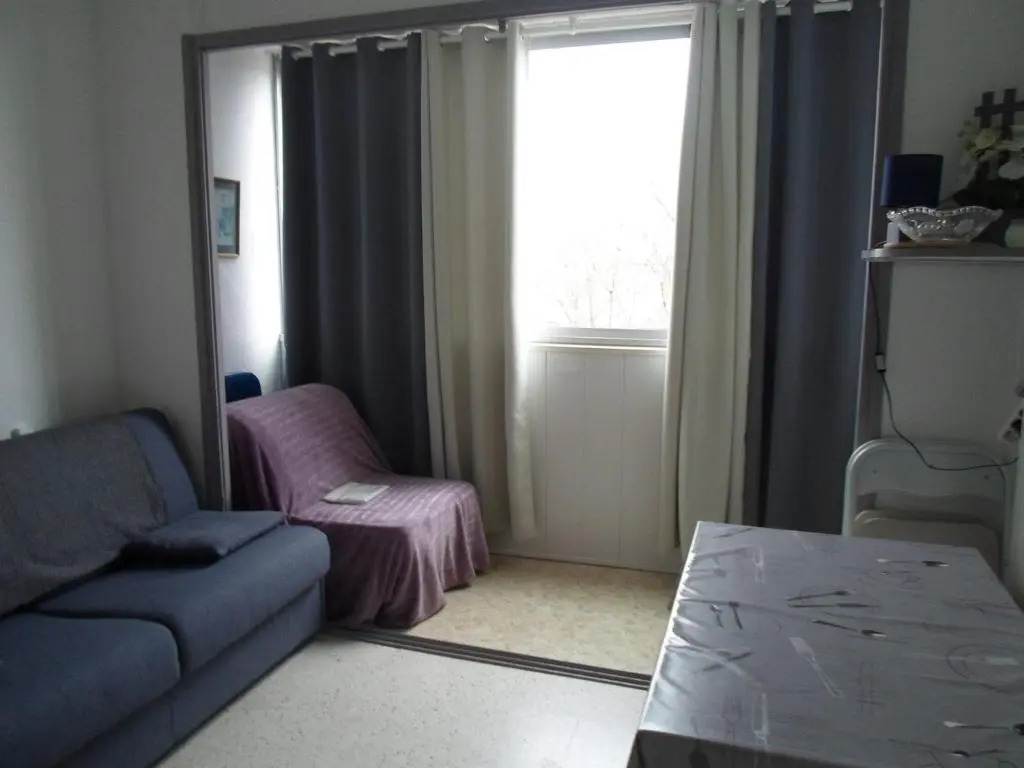 Appartement Balaruc-les-Bains, 1 pièce, 2 personnes - FR-1-503-108