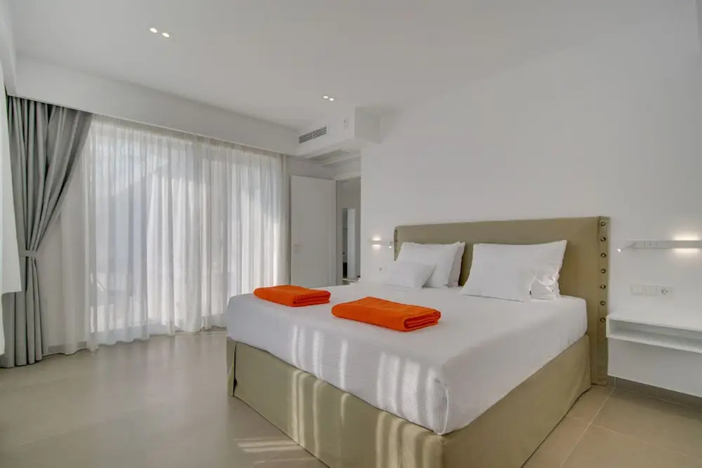 Livinghome Suites