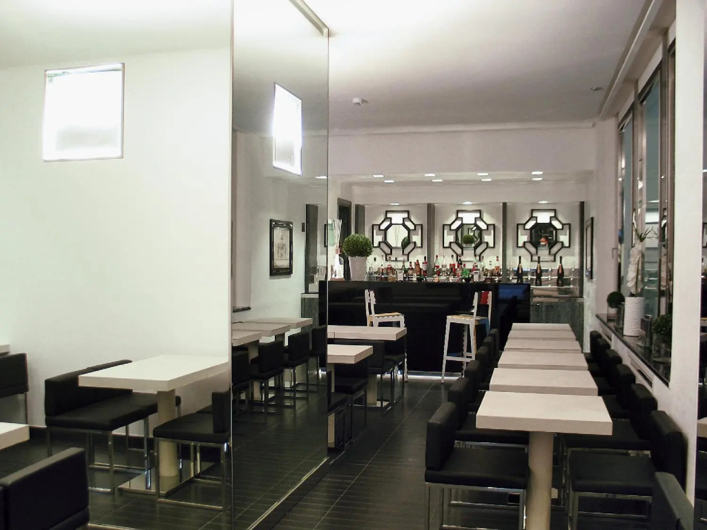 LHP Hotel Napoleon