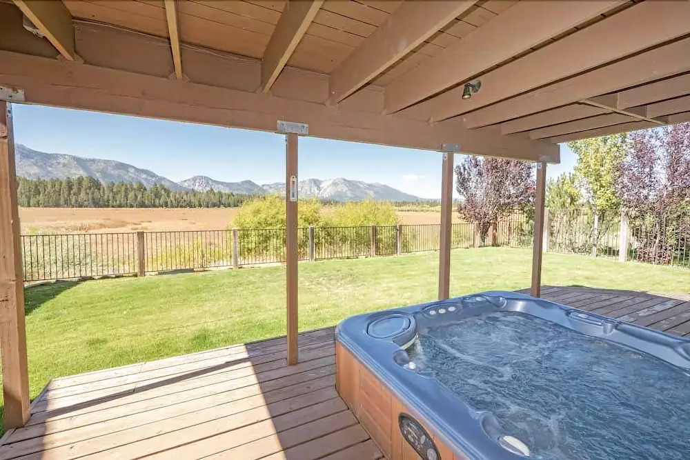1746 Venice 3 Bedroom Home
