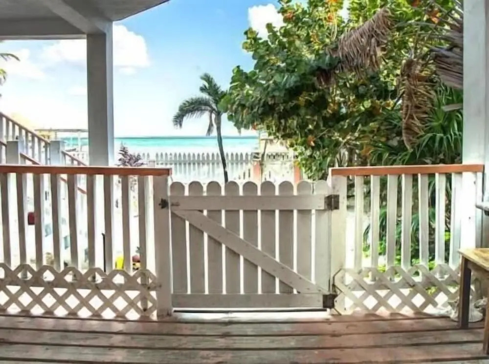 Chai's Beach House