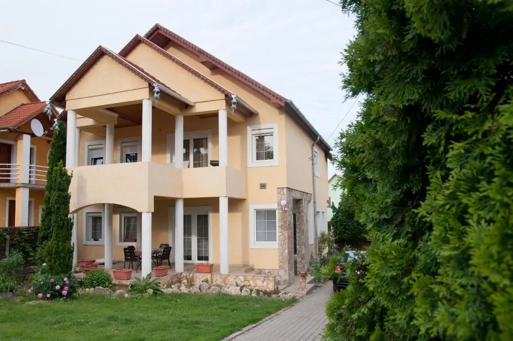 Ingrid Apartman