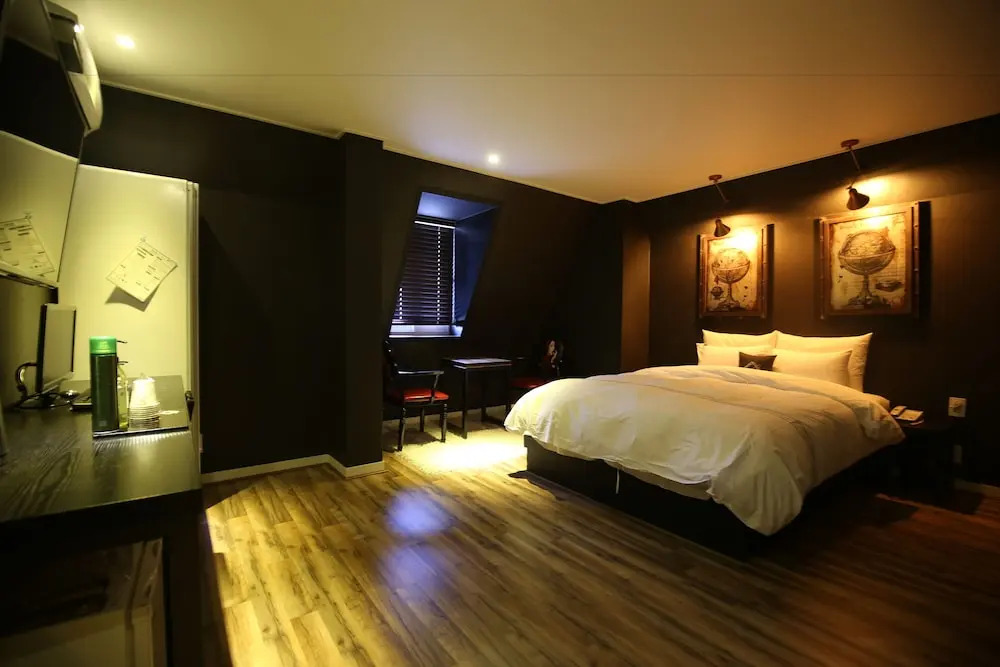 Cheongju Luce Hotel
