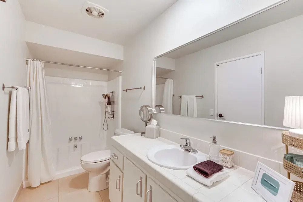 2 Mi to Downtown: Gated Condo in Palm Springs
