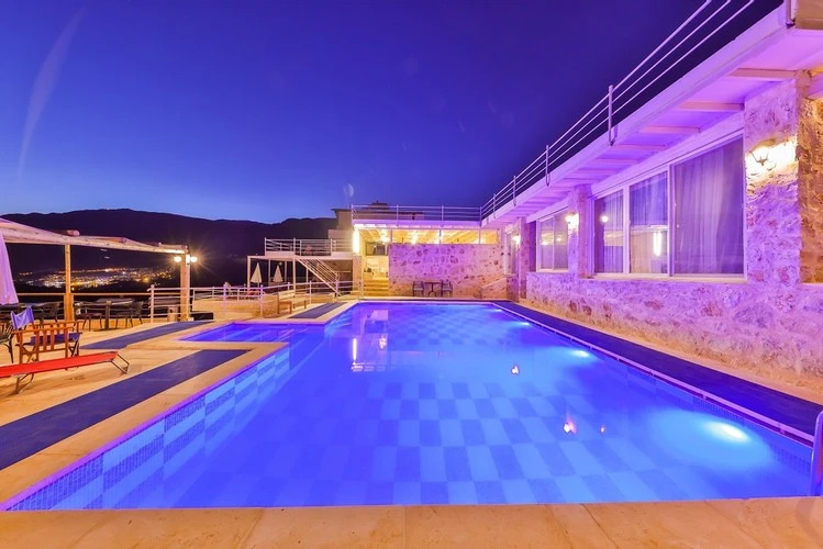 Lisia Otel
