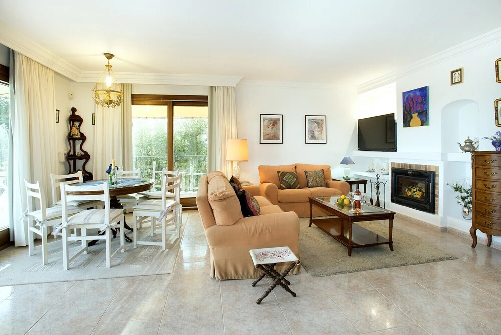 Owl Booking Villa Far - 15 Min Walk to the Beach