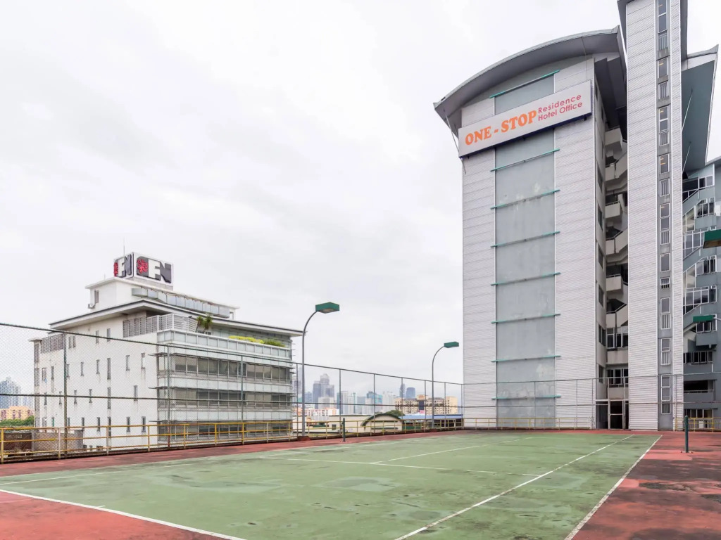 One-Stop Residence & Hotel
