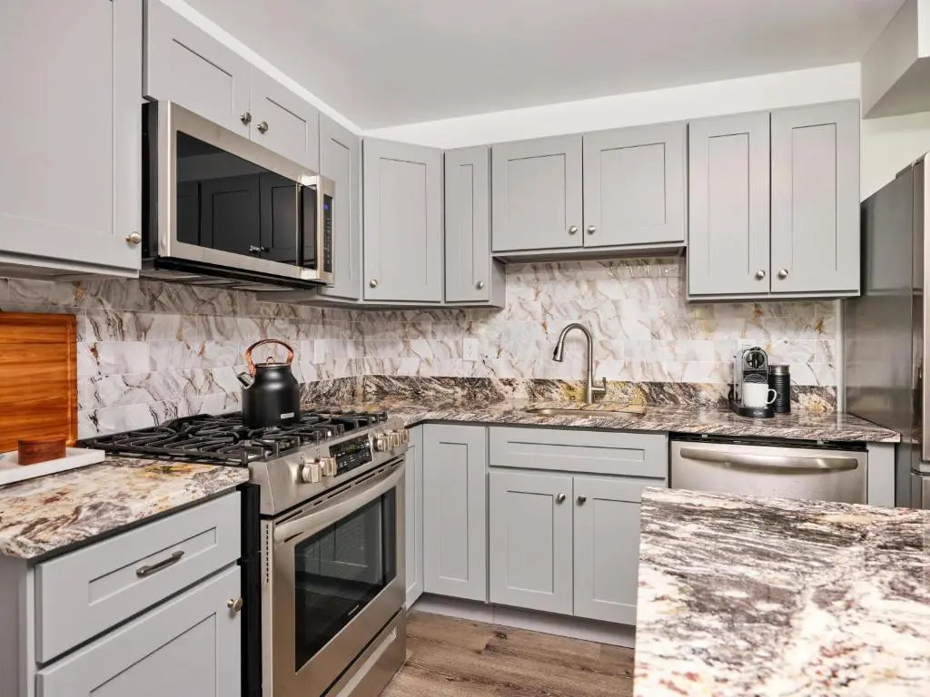 Hyatus at City Views