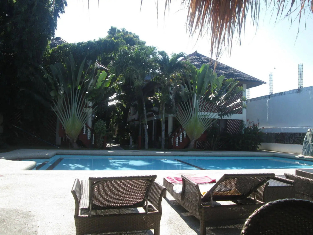Tonglen Eco Resort