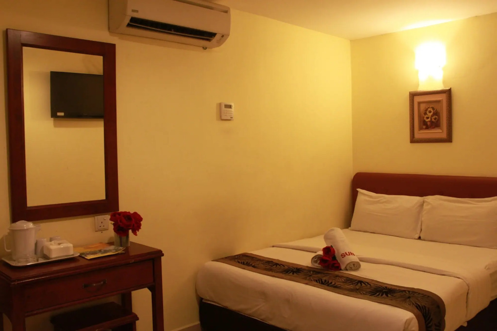 Sun Inns Hotel Meru Raya