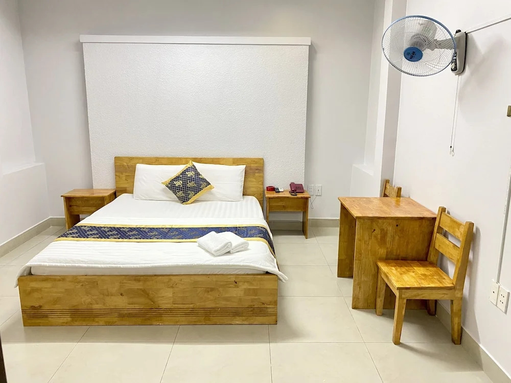 Thien Son Hotel