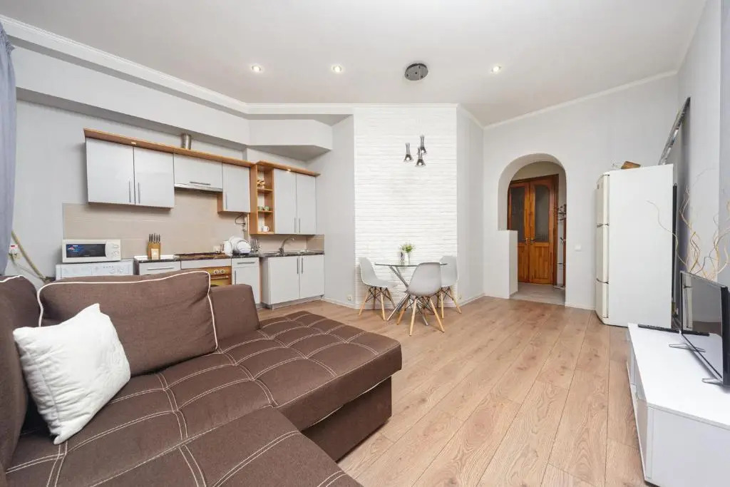 Apartment Zhukovskogo 17